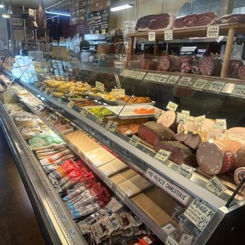 Canyon Market - Delicious deli choices - Grocery Near Me - San Francisco, California Canyon Market - Delicious deli choices - Grocery Near Me - San Francisco, California