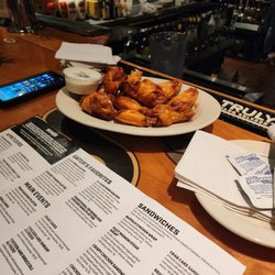 A J Gators Grille & Sports Bar