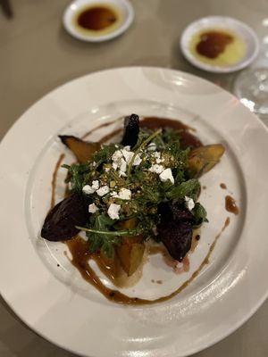 Mangia - Eat on Main by null