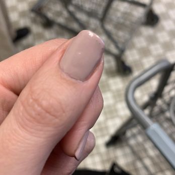Anthony Vince Nail Spa - Bubbles on the tip - Nail Salons Near Me - South Windsor, Connecticut