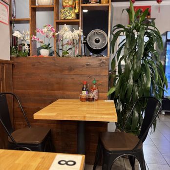 Nana Viet Kitchen - Vietnamese Near Me - Oakland, California Nana Viet Kitchen - Vietnamese Near Me - Oakland, California