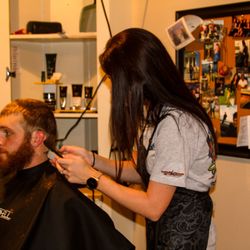 SPORTSMAN'S - The Gentleman's Barber