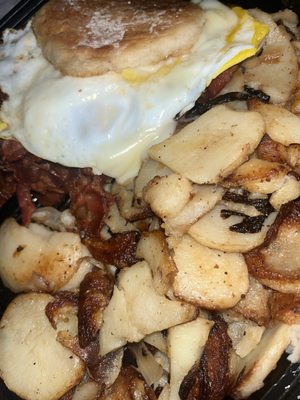 Harriet's Kitchen by null