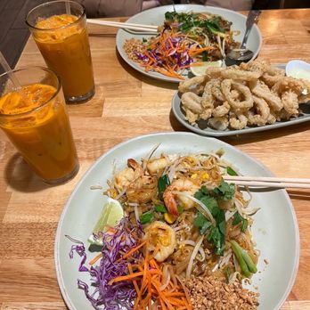 Basil & Co - thai tea , Pad Thai , Fried Calamari - Thai Near Me - Diamond Bar, California