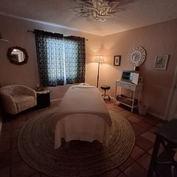 Tucson Massage Company - Massage room at Tucson Massage Spa - Massage Near Me - Tucson, Arizona Tucson Massage Company - Massage room at Tucson Massage Spa - Massage Near Me - Tucson, Arizona