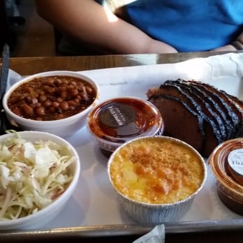 Smoque BBQ - Brisket, mac and cheese, baked beans & coleslaw - Barbeque Near Me - Chicago, Illinois