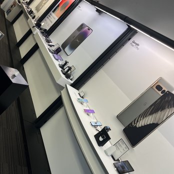 Verizon - Mobile Phones Near Me - Ukiah, California
