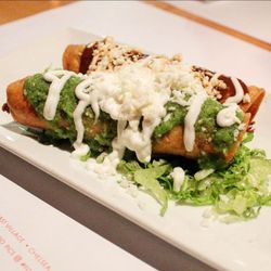 Fonda Chelsea - Flautas de Pollo
