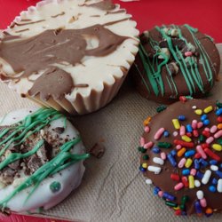 Topsy's Popcorn & Ice Cream Shoppes
