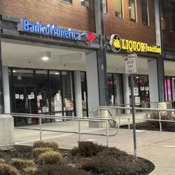 Twin City Plaza