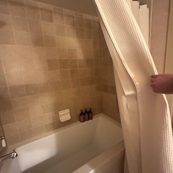 Elevation Hotel & Spa - Bathtub - Hotels Near Me - Crested Butte, Colorado Elevation Hotel & Spa - Bathtub - Hotels Near Me - Crested Butte, Colorado