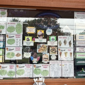 Tutrone's Ice Cream - Menu - Ice Cream & Frozen Yogurt Near Me - Pocono Summit, Pennsylvania Tutrone's Ice Cream - Menu - Ice Cream & Frozen Yogurt Near Me - Pocono Summit, Pennsylvania