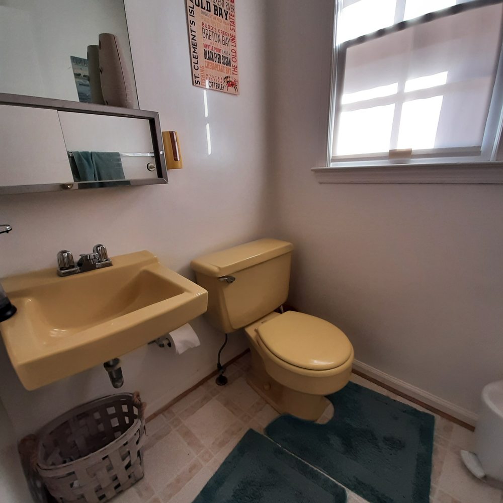 Benperlas - Bathroom Before - Handyman Near Me - Spencerville, Maryland Benperlas - Bathroom Before - Handyman Near Me - Spencerville, Maryland