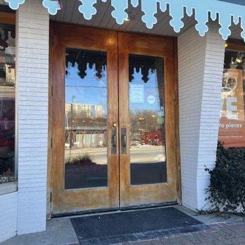 Chocolaterie Stam - Des Moines - the entrance to the store - Gelato Near Me - Des Moines, Iowa Chocolaterie Stam - Des Moines - the entrance to the store - Gelato Near Me - Des Moines, Iowa
