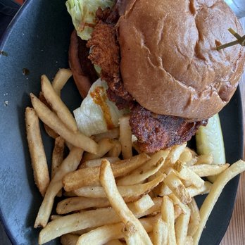 HopMonk Tavern - Nashville hot chicken sandwich with fries - American Near Me - Sonoma, California HopMonk Tavern - Nashville hot chicken sandwich with fries - American Near Me - Sonoma, California