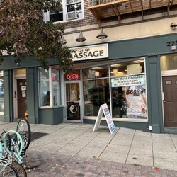 QIQI Massage