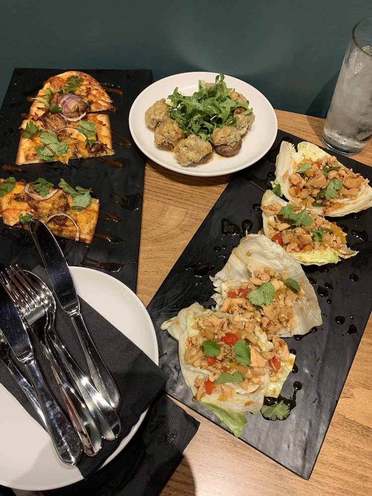 GLOW MARTINI LOUNGE 66 Photos & 73 Reviews Cocktail Bars 20631