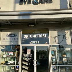 The District Eye Care Optometry - Store front photo
