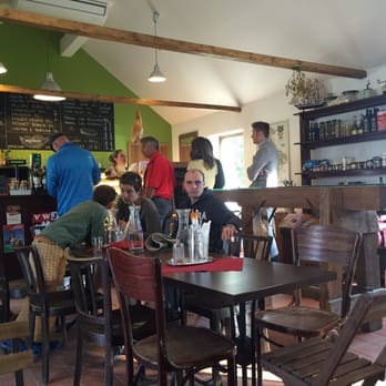 La Fontana - Cafes Near Me - Dobřichovice, Puerto Rico