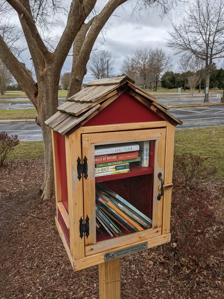 LITTLE FREE LIBRARY Community Book Box 13620 Erwin Rd, Charlotte