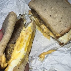 Charlies Chicken & Eats