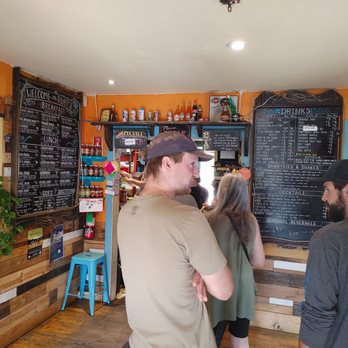 Ruby's Neighborhood Restaurant - Coffee & Tea Near Me - Ashland, Oregon