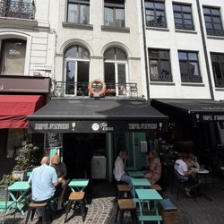 Fish a'gogo - Outside seating