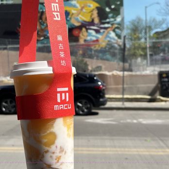 Macu Tea - UW - King of Mango Smoothie - Bubble Tea Near Me - Seattle, Washington