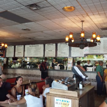 Frontier - Dining area packed.. it must be good.. - Mexican Near Me - Albuquerque, New Mexico