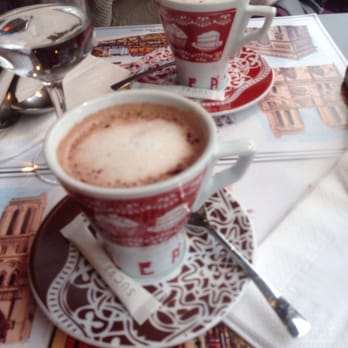 Café de Luna - Hot chocolate - Cafes Near Me - Paris, 75 Café de Luna - Hot chocolate - Cafes Near Me - Paris, 75