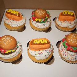 Whitney B's Cupcakes & Catering - Custom Memorial Day Cupcakes