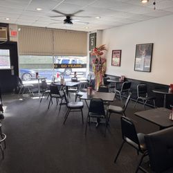 Phil & Jim's Steaks & Hoagies - Dining Room