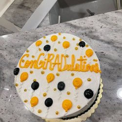 Graduation cake 6'"