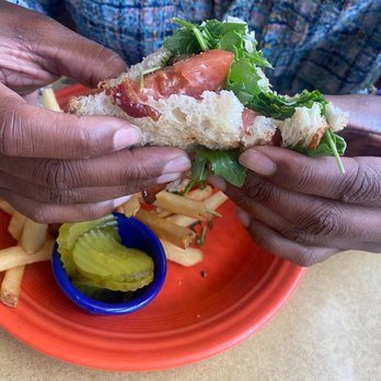 Geraldine's Counter - Blt sandwich with fries - American Near Me - Seattle, Washington Geraldine's Counter - Blt sandwich with fries - American Near Me - Seattle, Washington