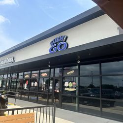 Sushi Go - Front of building
