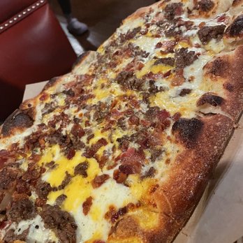 Gatehouse Tavern - Cheese burger flatbread - American Near Me - Wake Forest, North Carolina