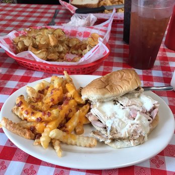 Pop's Place Bar B Q - Barbeque Near Me - Hanceville, Alabama
