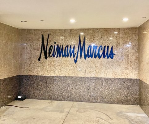 Neiman Marcus by null