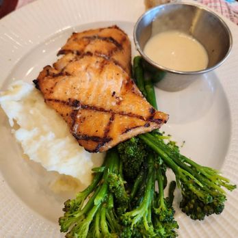 McCormick & Schmick's Seafood & Steaks - Steakhouses Near Me - Edina, Minnesota McCormick & Schmick's Seafood & Steaks - Steakhouses Near Me - Edina, Minnesota
