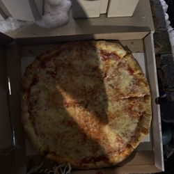 Gino’s Of East Norwich