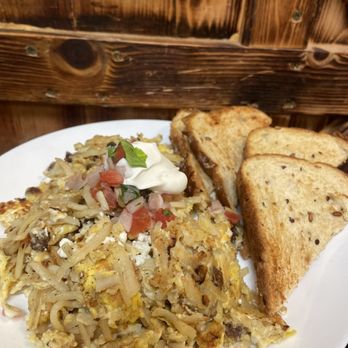 Blue Crown Bar And Bistro - Country potatoes with bread - Wine Bars Near Me - Hayward, California