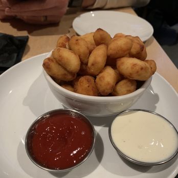 Hinterland Brewery - Beer Battered Cheese Curds - New American Near Me - Green Bay, Wisconsin Hinterland Brewery - Beer Battered Cheese Curds - New American Near Me - Green Bay, Wisconsin