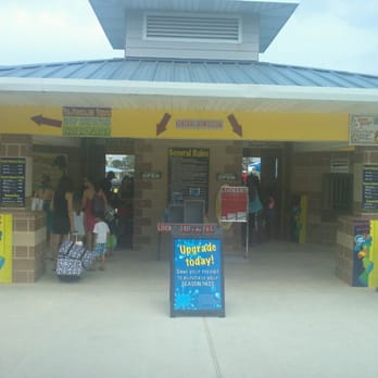 Splashway - Entry way - Campgrounds Near Me - Sheridan, Texas Splashway - Entry way - Campgrounds Near Me - Sheridan, Texas