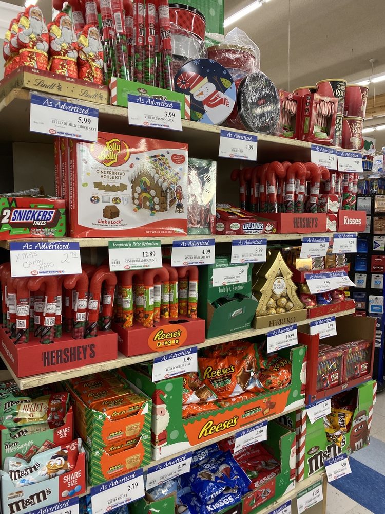 SHERIDAN SELECT MARKET Updated August 2024 13 Photos 135 S Bridge St, Sheridan, Oregon