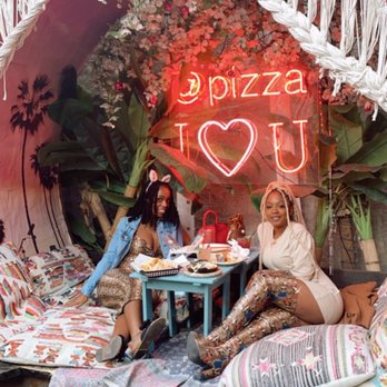 Paradise Park - Pizza Near Me - Chicago, Illinois Paradise Park - Pizza Near Me - Chicago, Illinois