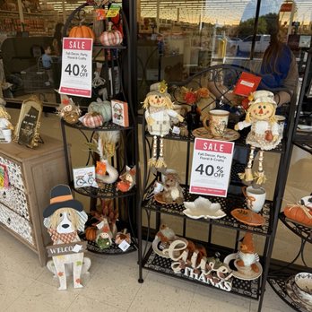 Hobby Lobby - Fall decor - Fabric Stores Near Me - Garland, Texas Hobby Lobby - Fall decor - Fabric Stores Near Me - Garland, Texas