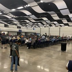 Abilene Convention Center - Lots of hungry people!