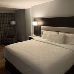 Holiday Inn & Suites Beaumont-Plaza - Nice room