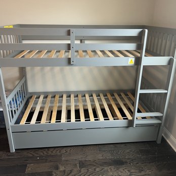 U Move We Haul - Bunk bed assembly - Movers Near Me - Jacksonville, Florida U Move We Haul - Bunk bed assembly - Movers Near Me - Jacksonville, Florida