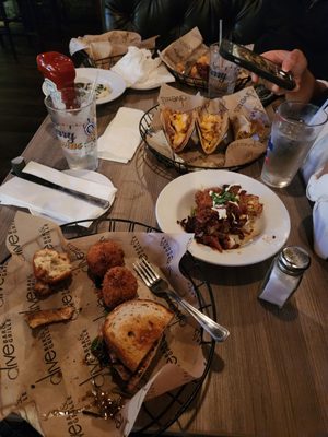 Dive Bar & Grille (South Side) by null